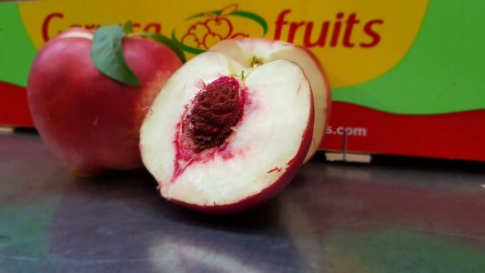 Nectarina de carne blanca